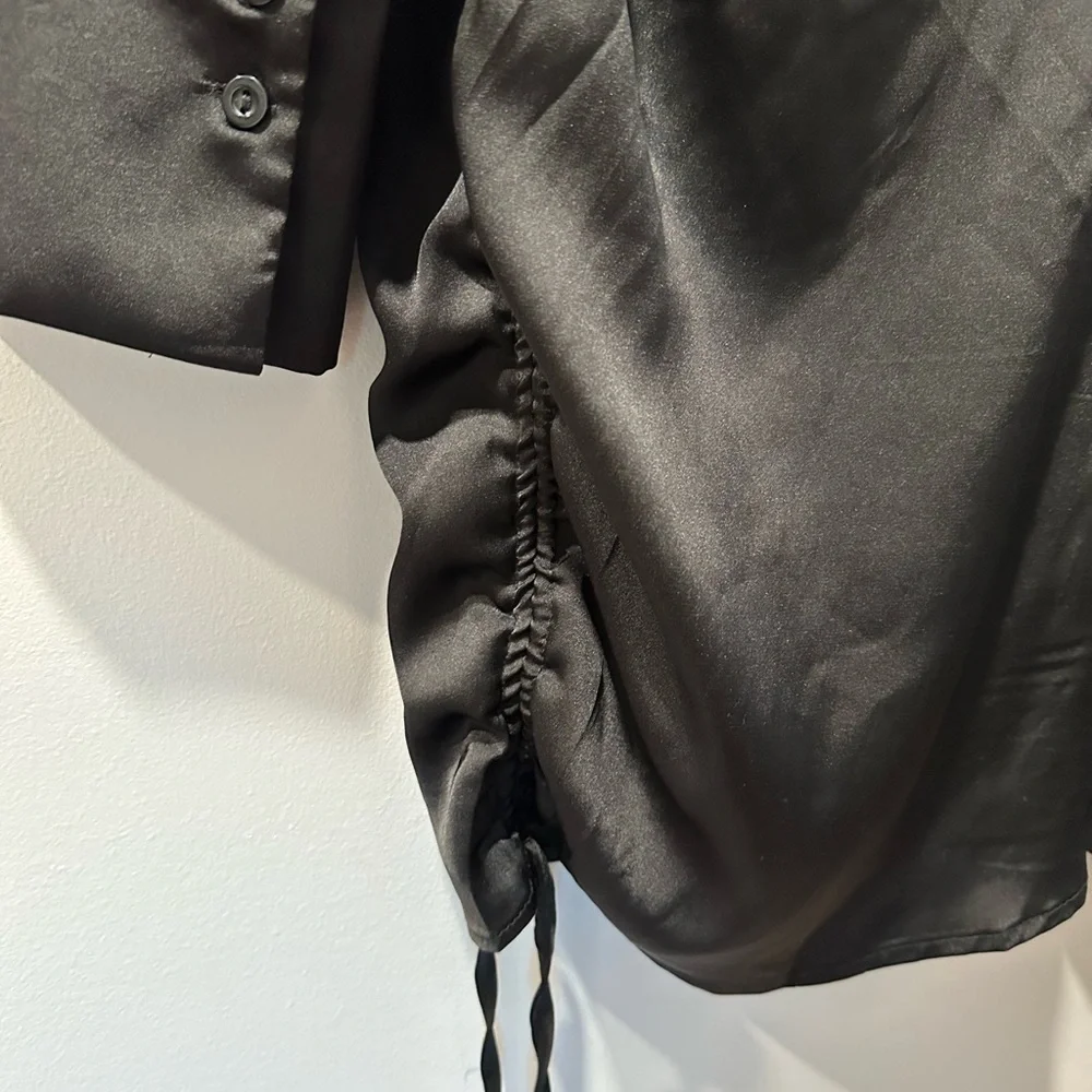 Chic Black Satin Button-Up Dress - Picture 4 of 4